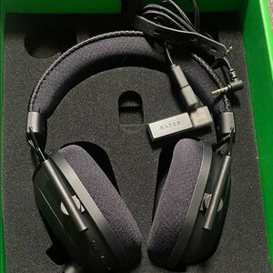 Razer BlackShark V2 Pro Wireless Headset - Black